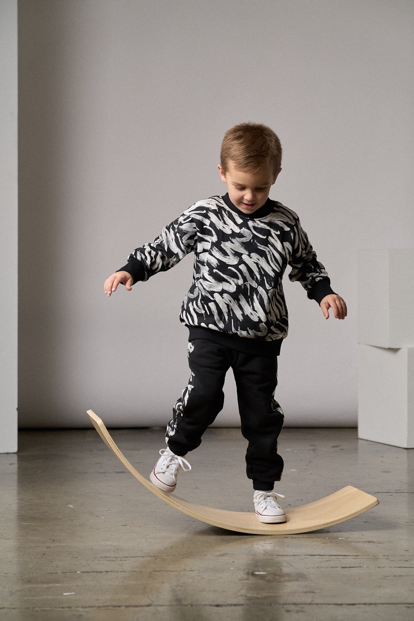 Little Bipsy Brush Stroke Pullover
