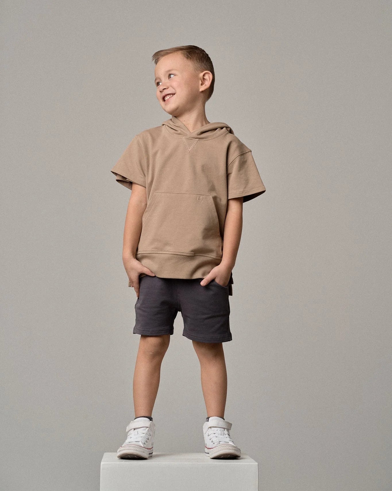 Little Bipsy Short Sleeve Hoodie || Driftwood