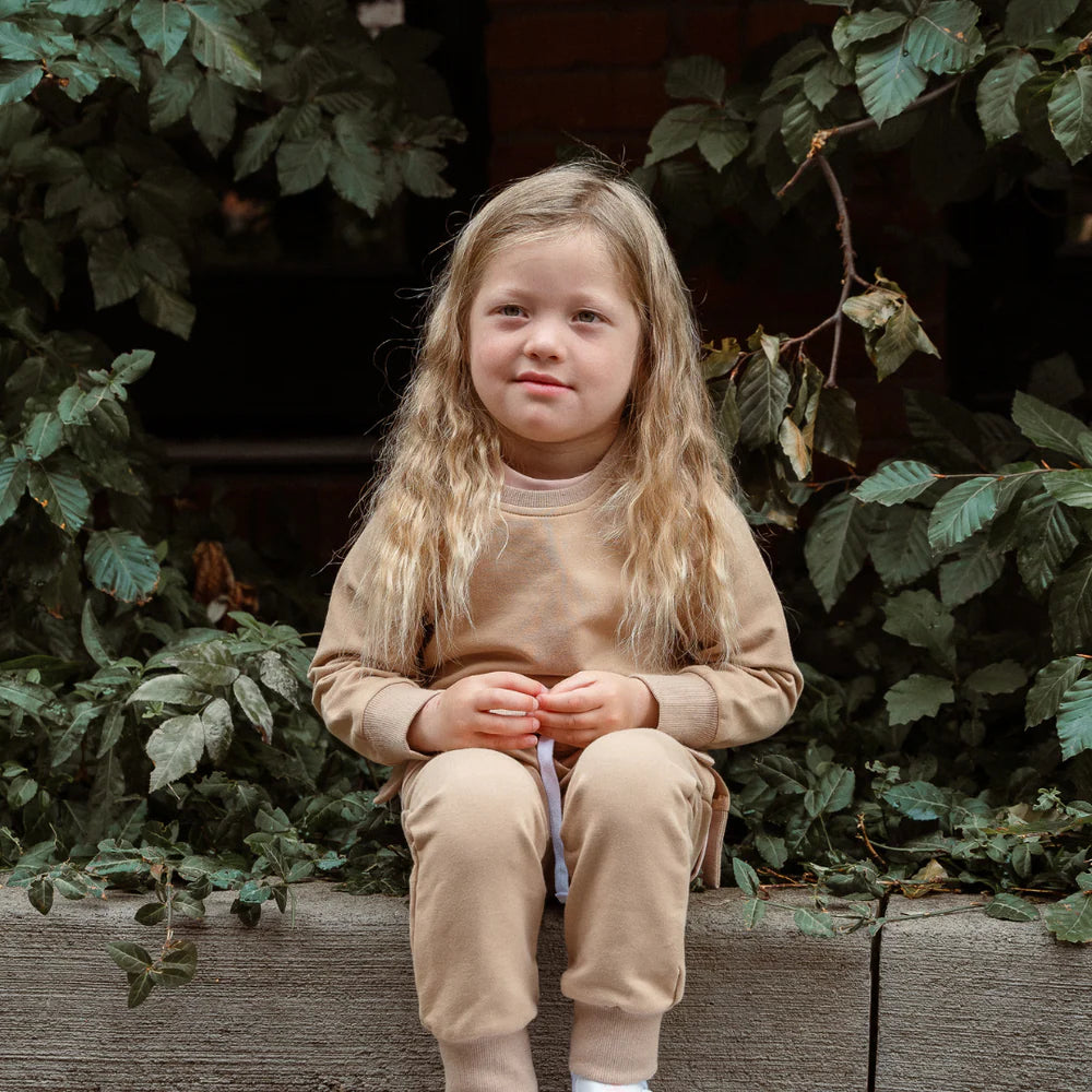 SWIZ Foundation Pullover || Camel