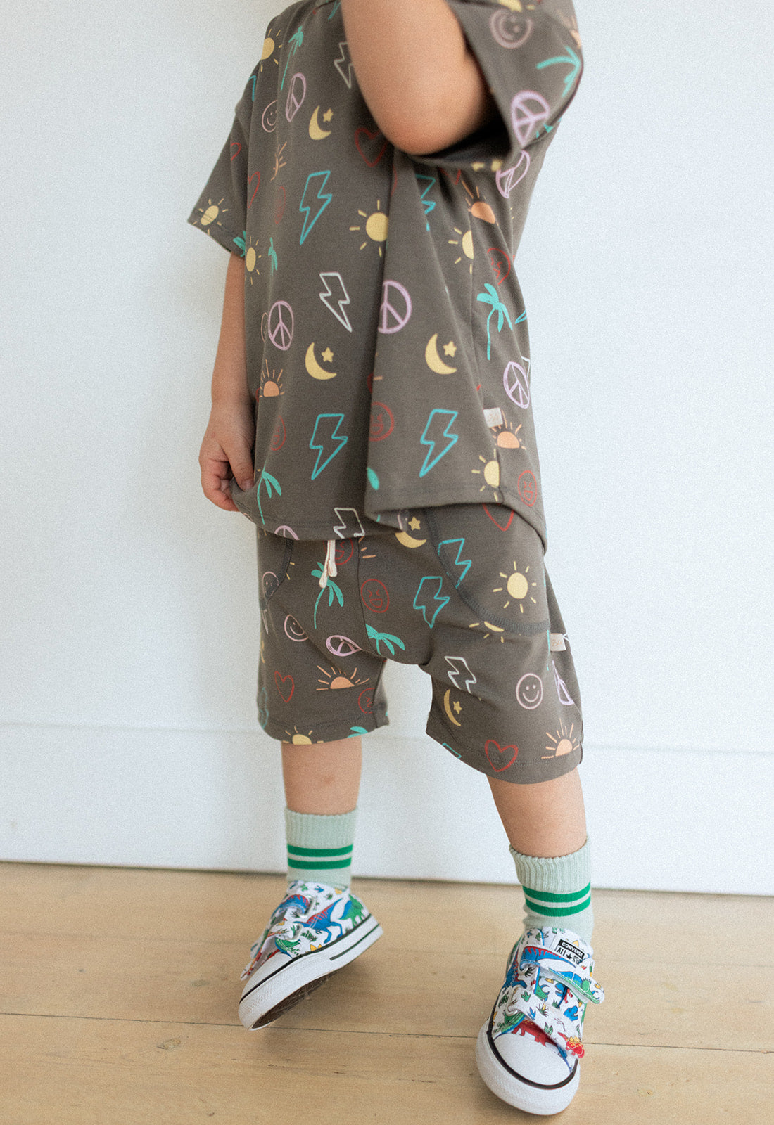 Jax and Lennon Everyday Shorts || Sidewalk Chalk