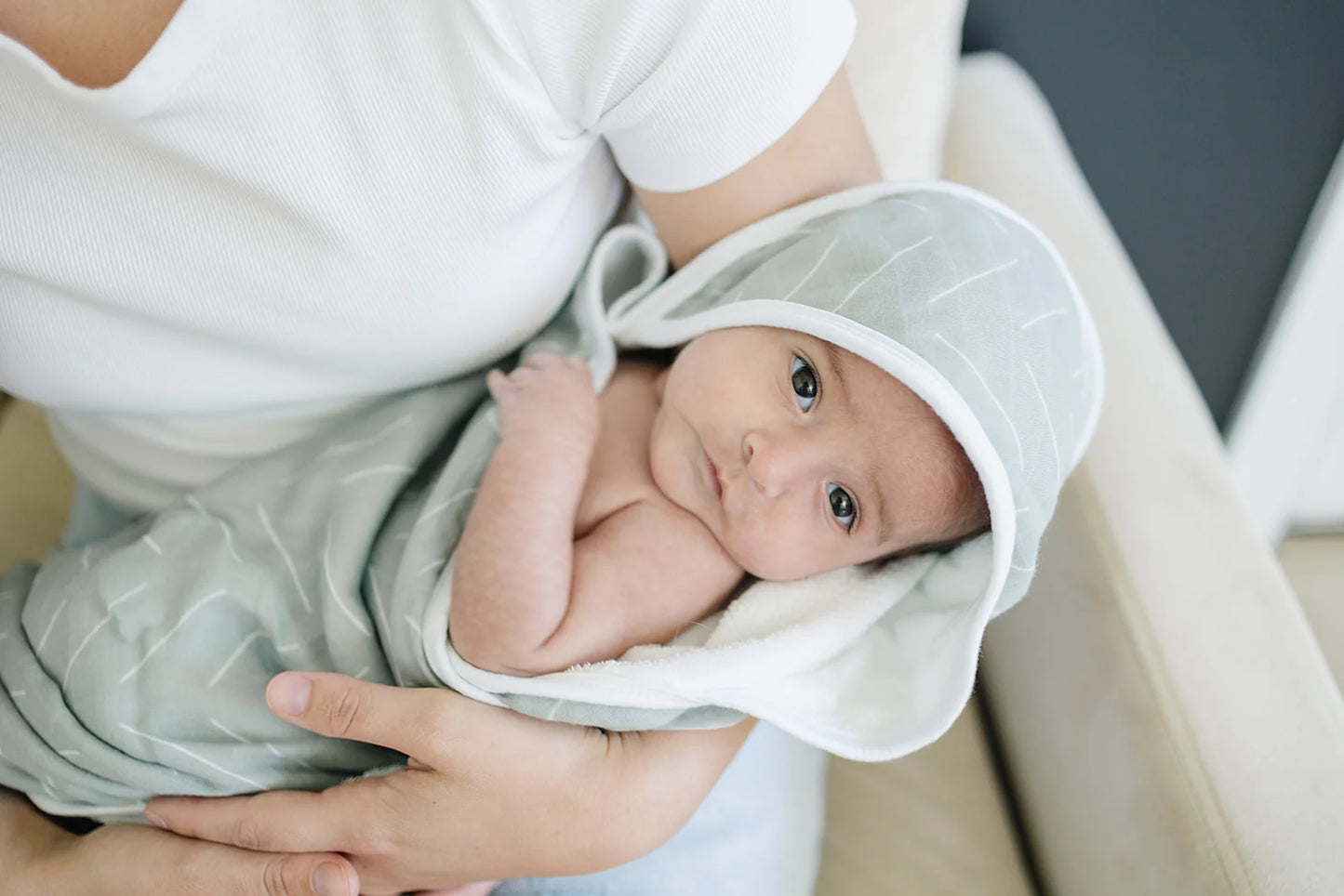 Mebie Baby Muslin Hooded Towel || Desert Sage