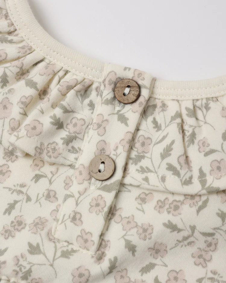 Quincy Mae Ruffle Collar Jersey Dress || Floret