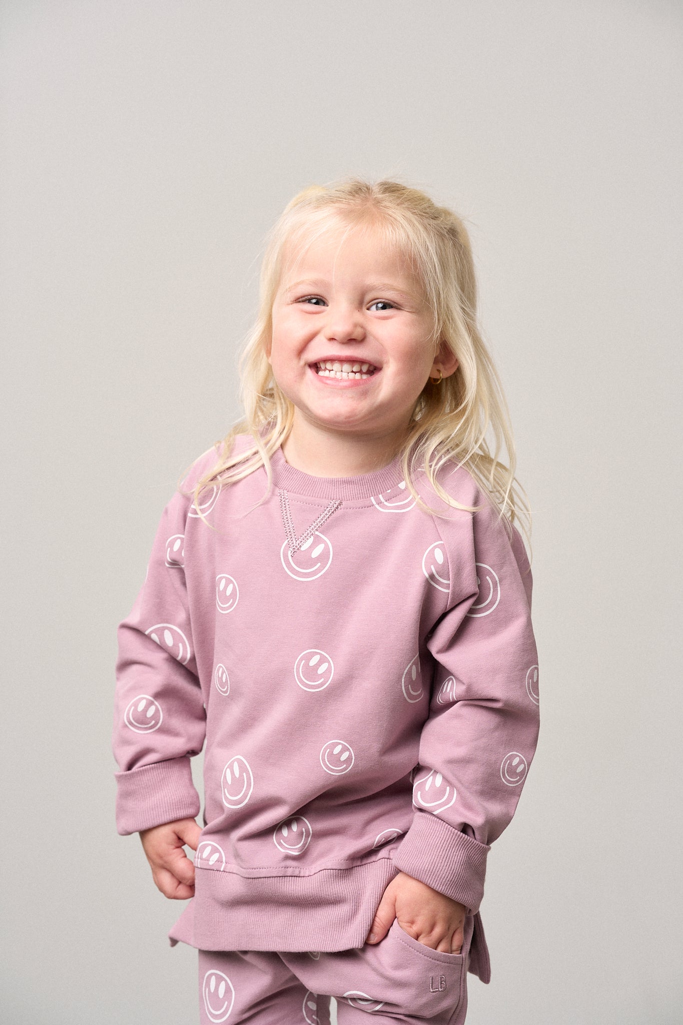 Little Bipsy Smiley Pullover || Dusty Purple