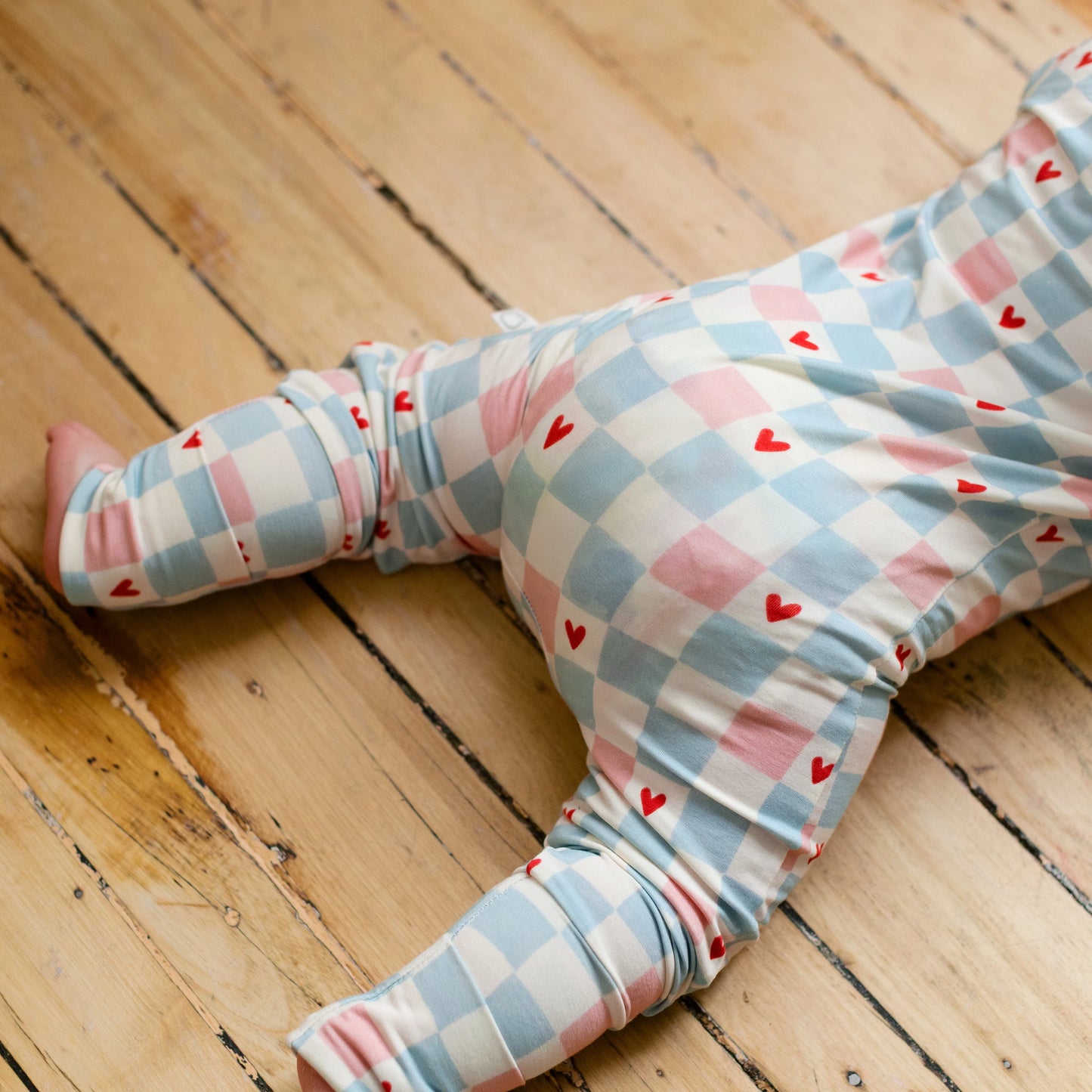Roobear Sleeper || Valentine's Checkerboard