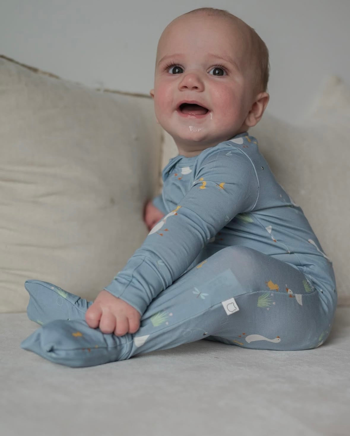 Roobear Little Hatchling Bamboo Sleeper || Pigeon Blue