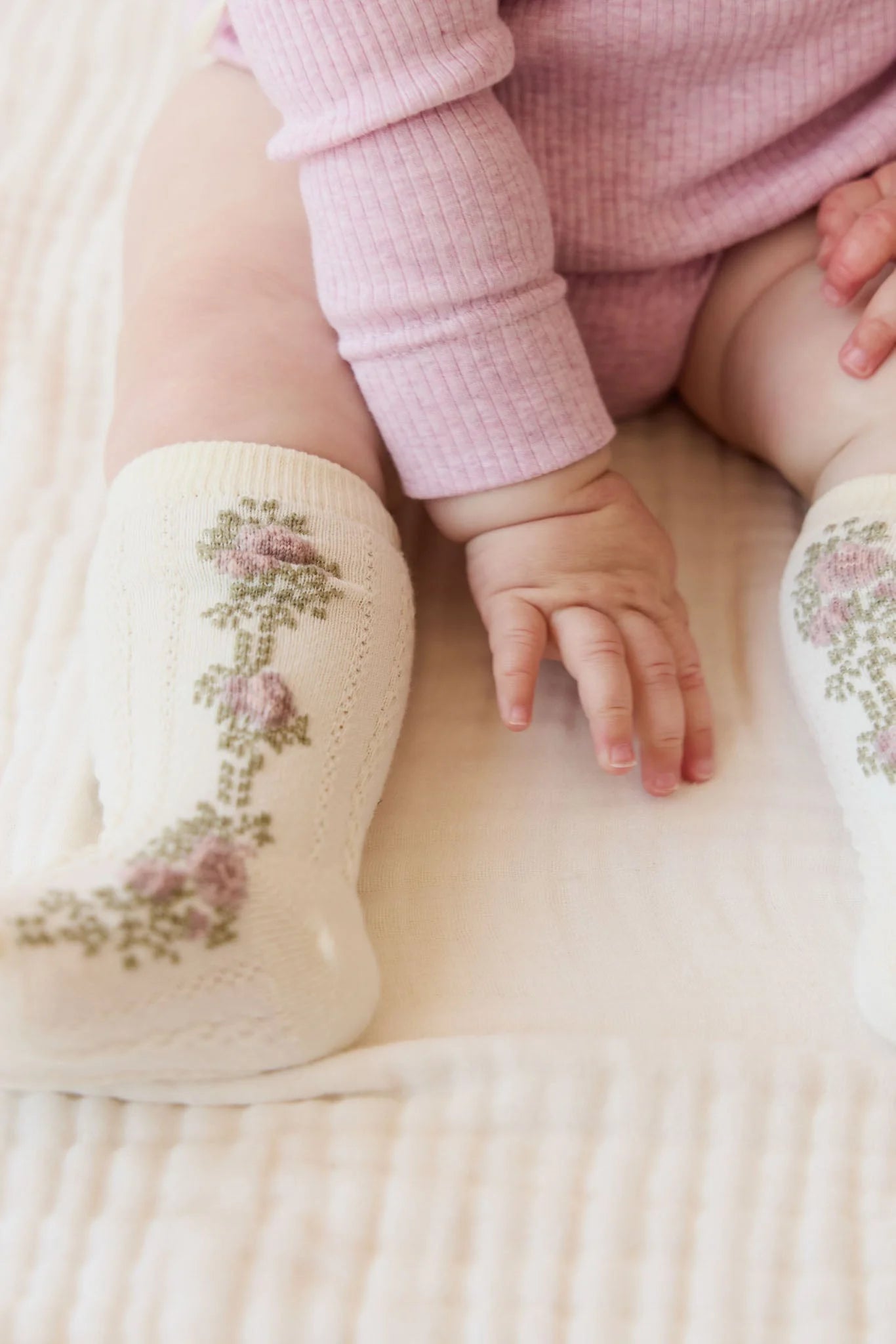 Jamie Kay Tasha Floral Jacquard Socks || Egret