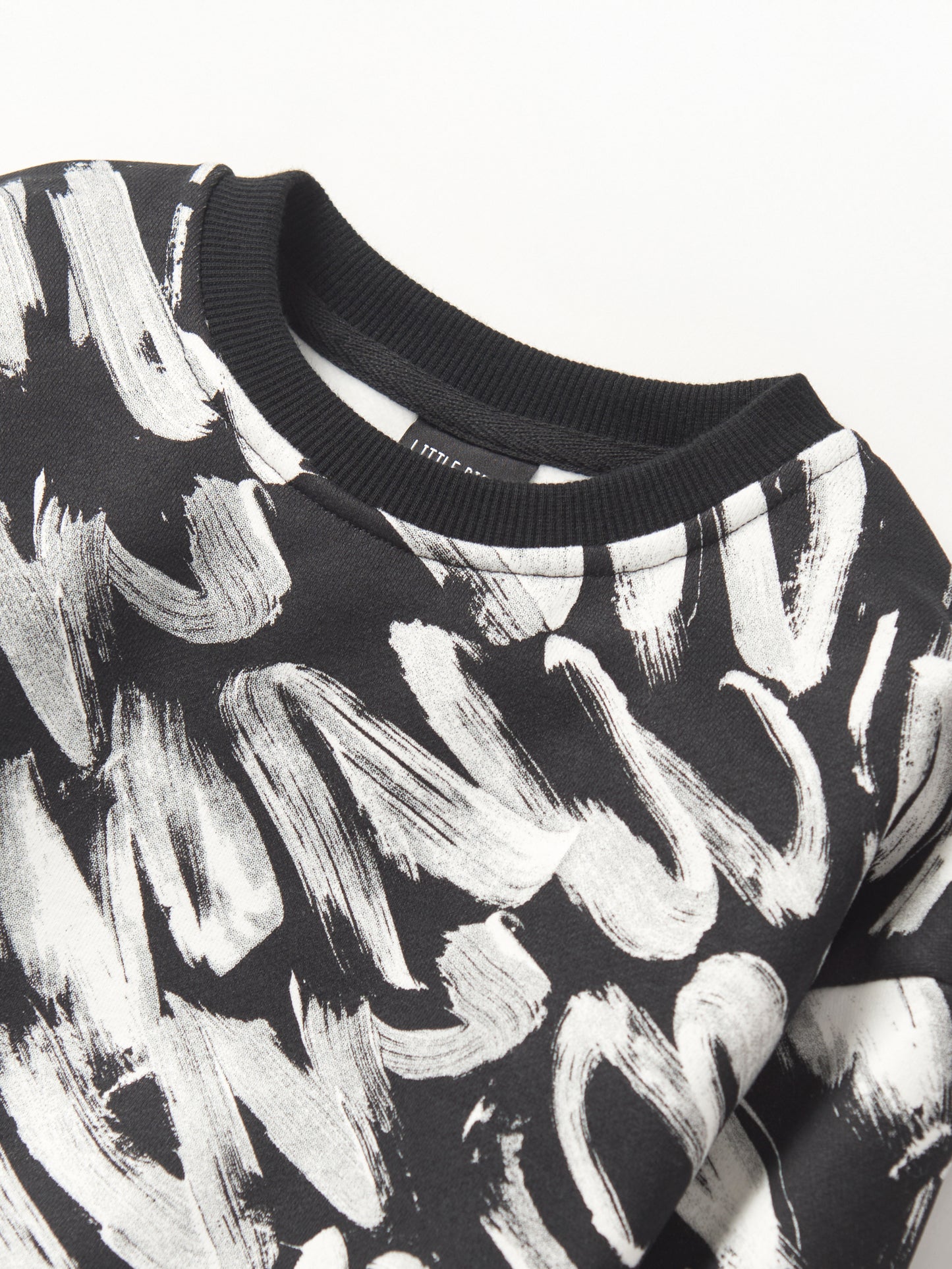 Little Bipsy Brush Stroke Pullover