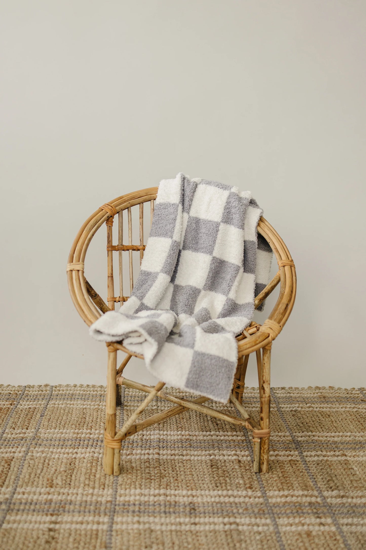 Mebie Baby Plush Baby Blanket || Grey Checkered