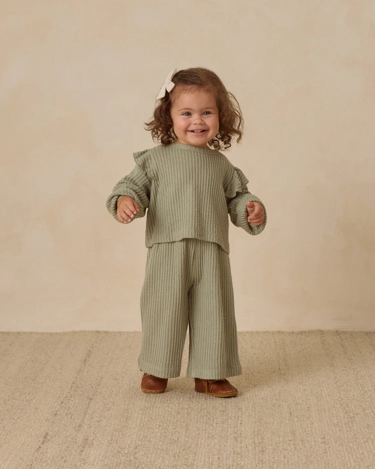 Quincy Mae Ruffle Cozy Set || Fern