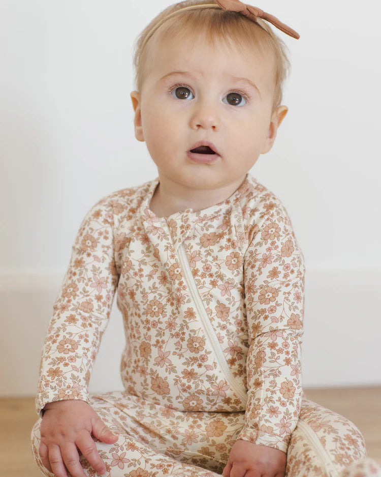 Quincy Mae Bamboo Zip Footie || Bloom