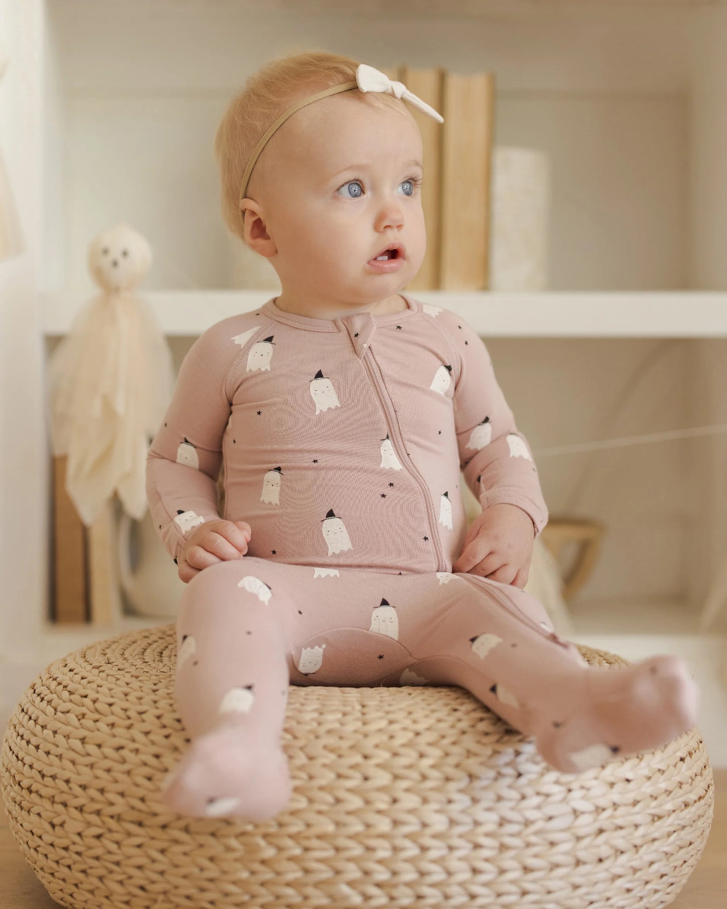 PRE-ORDER Quincy Mae Bamboo Zip Footie || Pink Ghosts