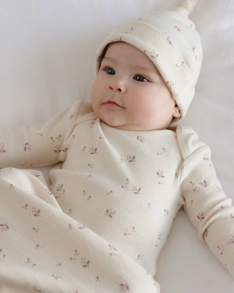 Quincy Mae Knotted Baby Gown + Hat Set || Fall Ditsy