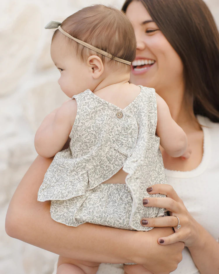 Quincy Mae Ruffled Tulip Top + Bloomer Set || Garden Green