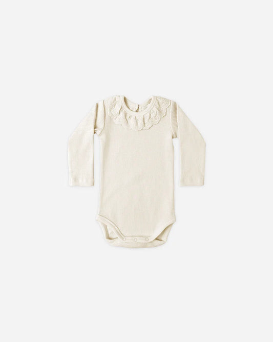 Quincy Mae Ruffle Collar Bodysuit || Natural