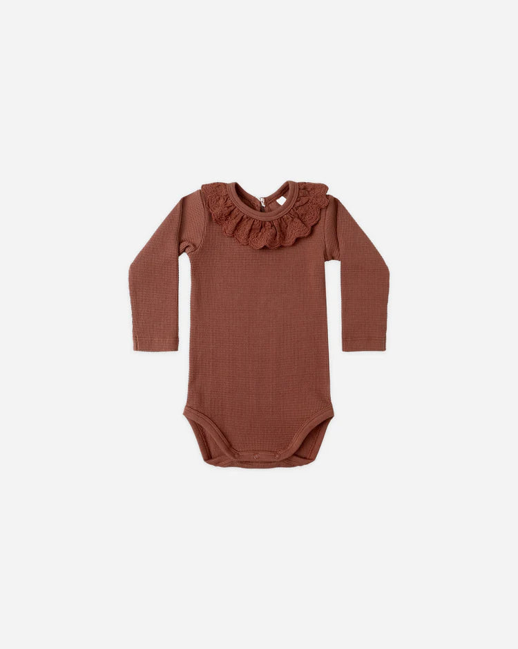 Quincy Mae Ruffle Collar Bodysuit || Cranberry