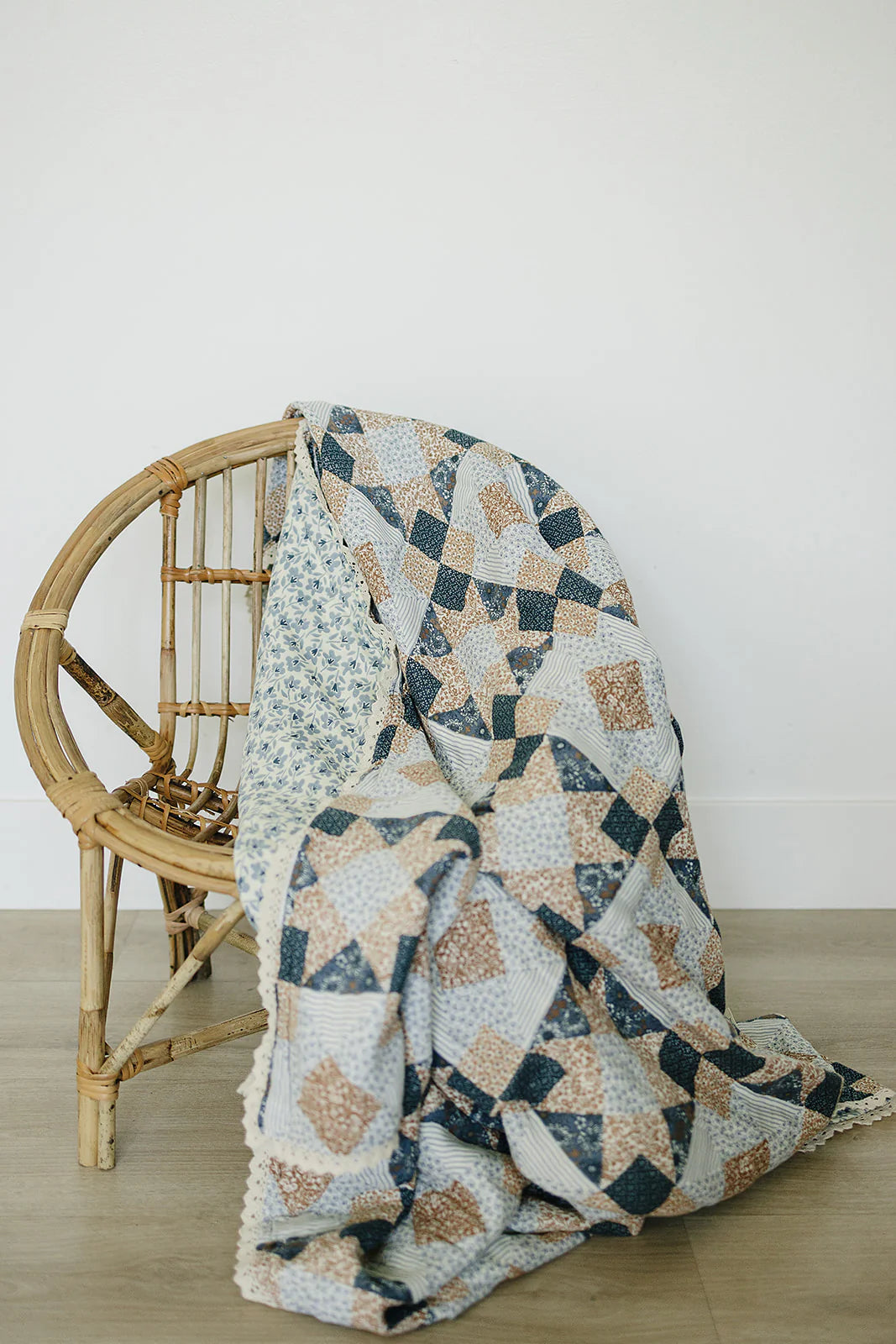 Mebie Baby Patchwork Print + Blue Blossom Lace Muslim Quilt