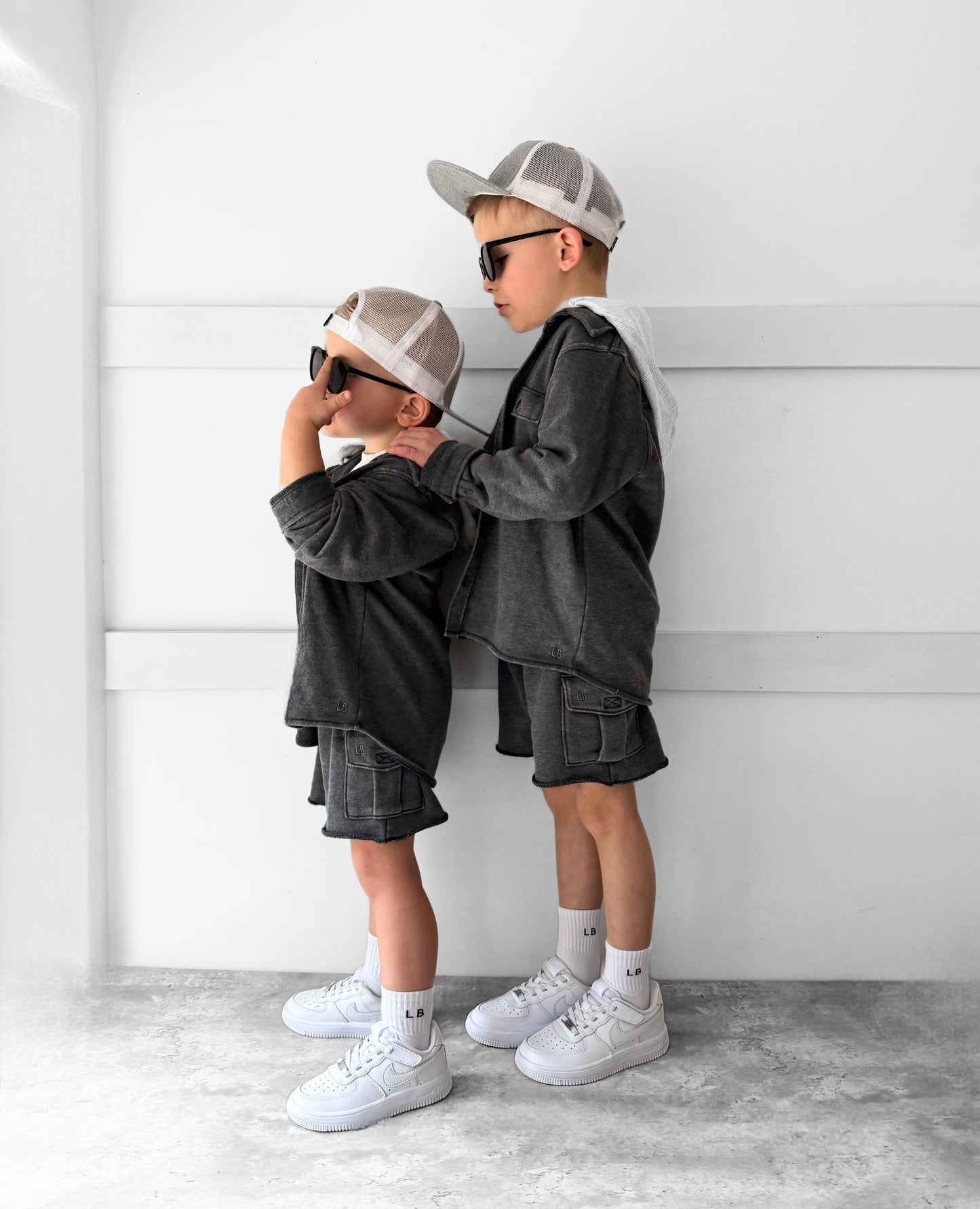 Little Bipsy Lightweight Hooded Shacket || Charcoal Wash