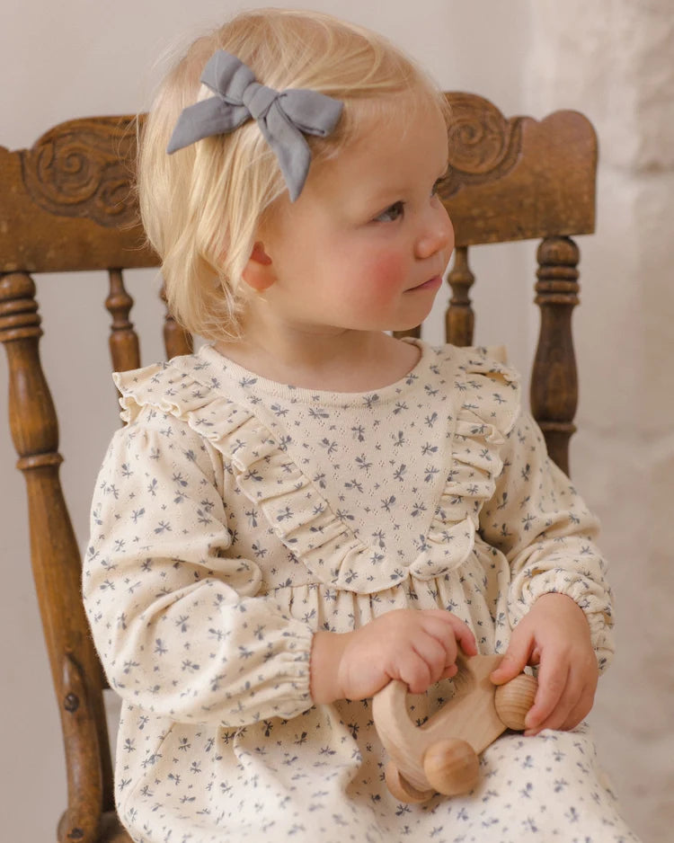 Quincy Mae Long Sleeve Ruffle V Dress || Blue Ditsy
