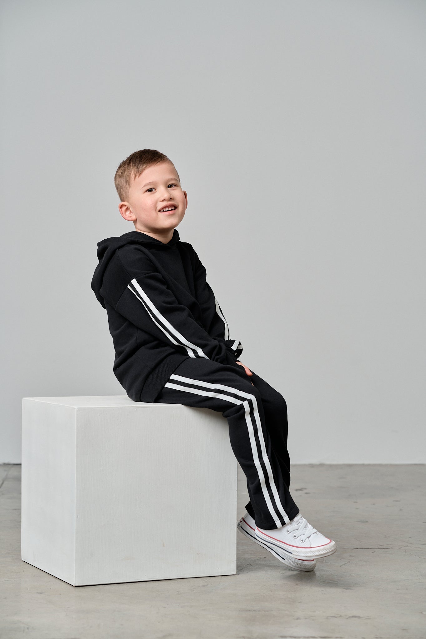 Little Bipsy Side Trim Hoodie || Black