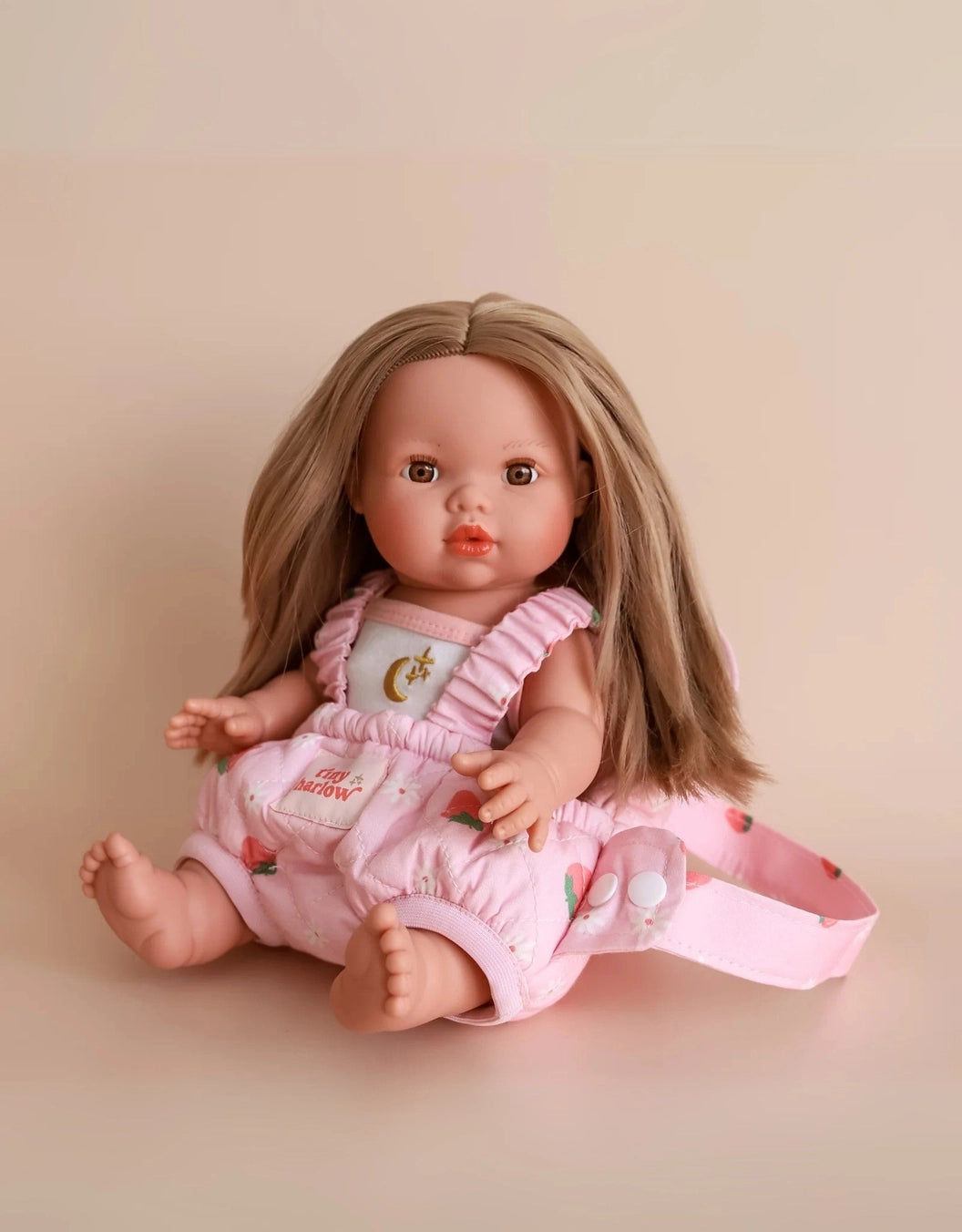 Tiny Harlow Doll Carrier || Strawberry Picnic