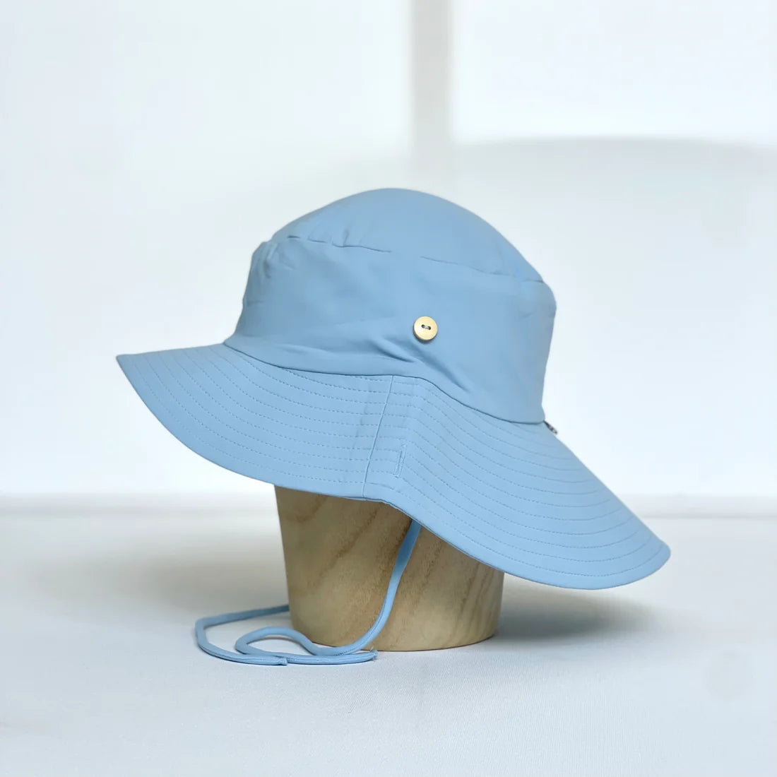 fini. The Label Sailor Swim Hat || Calm