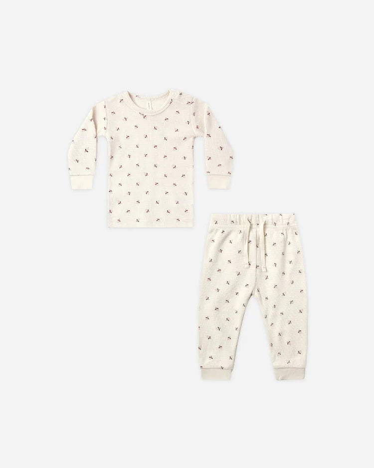 Quincy Mae Waffle Top + Pant Set || Fall Ditsy