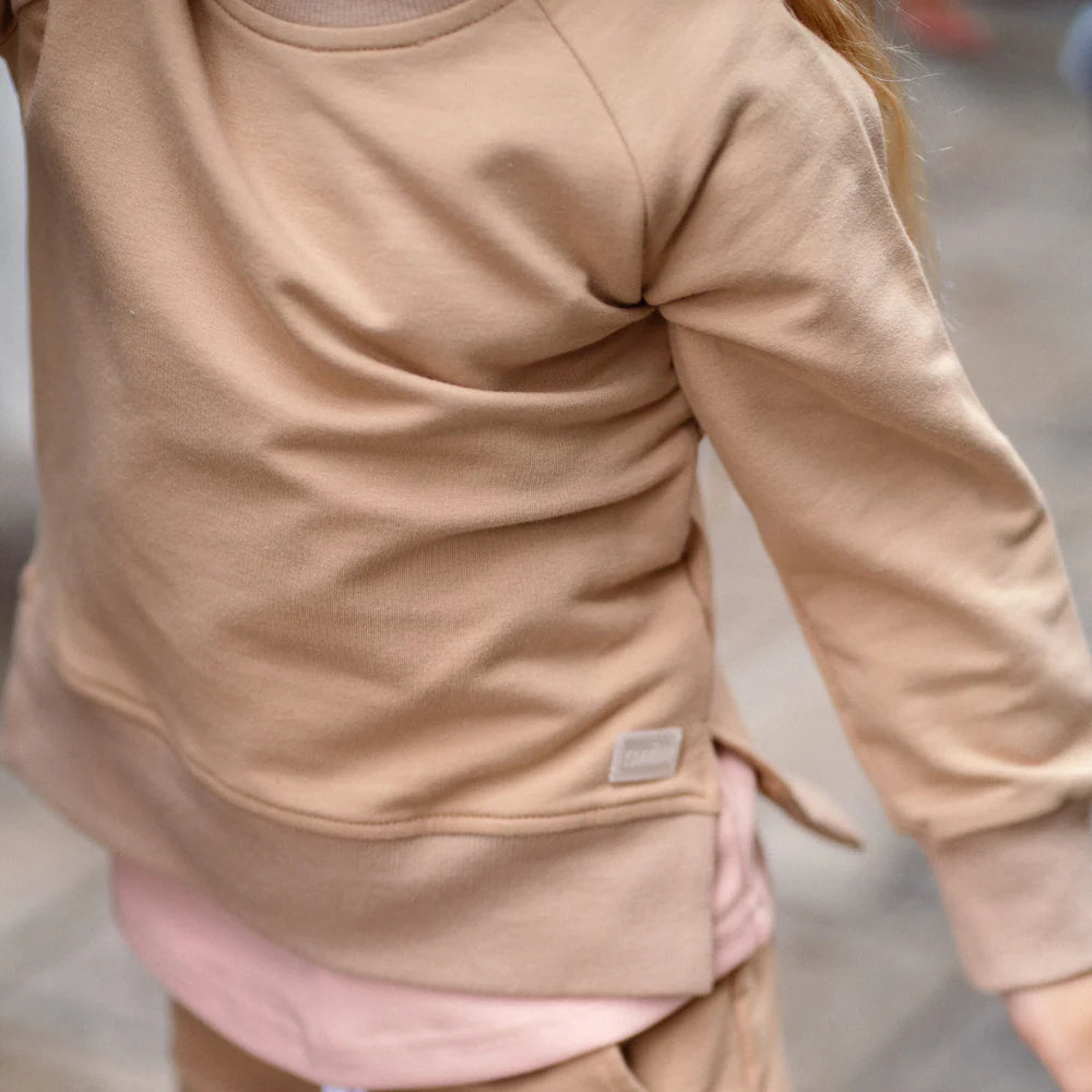 SWIZ Foundation Pullover || Camel