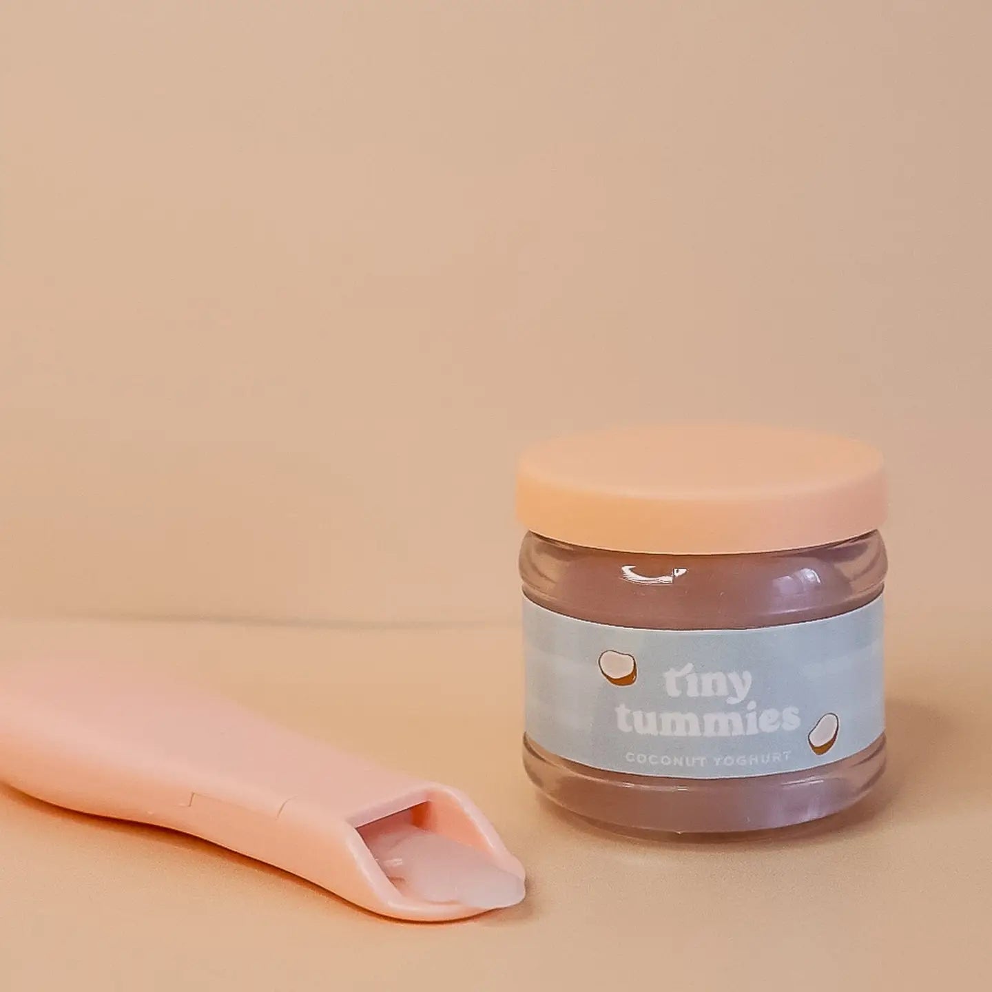 Tiny Harlow Tiny Tummies Baby Doll Food || Coconut Yogurt