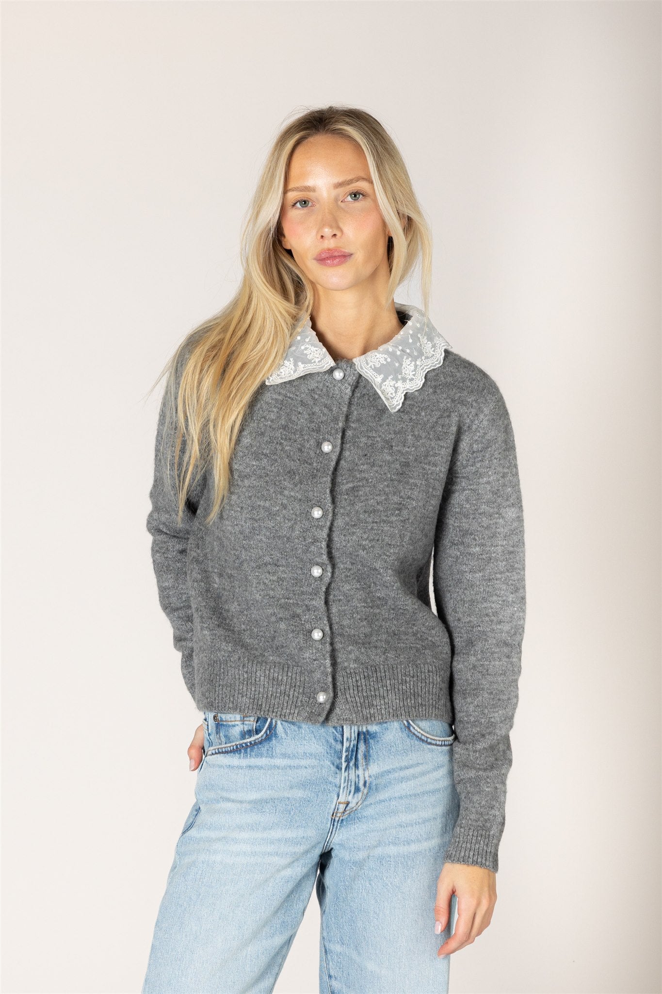 LYLA + LUXE Novelty Lace Collar Cardi