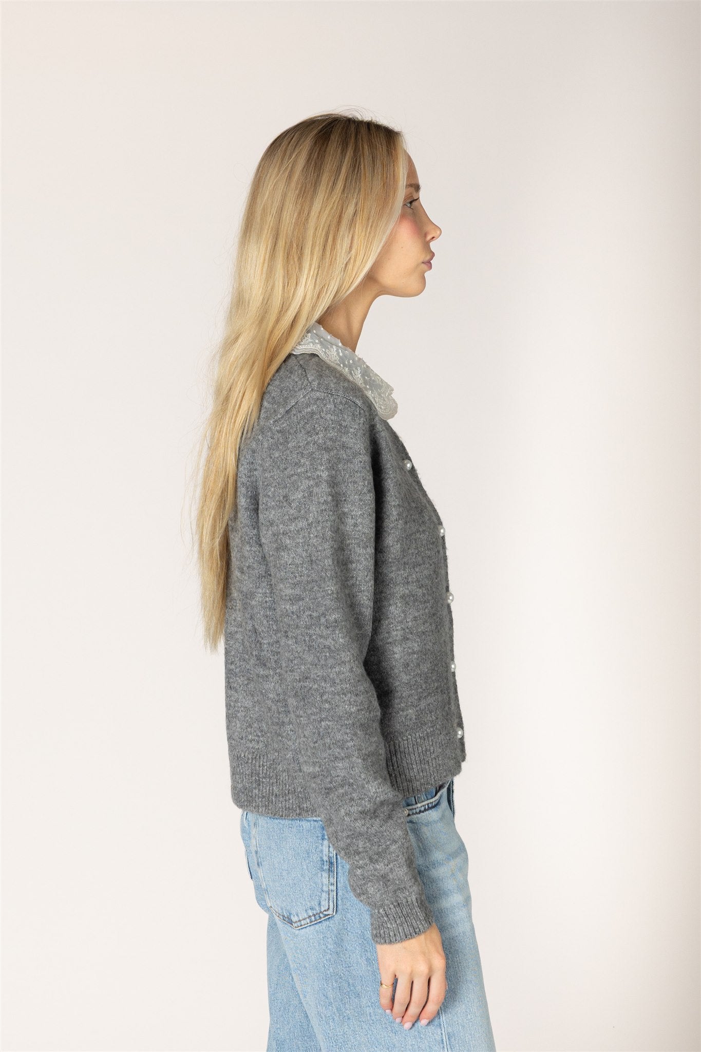 LYLA + LUXE Novelty Lace Collar Cardi