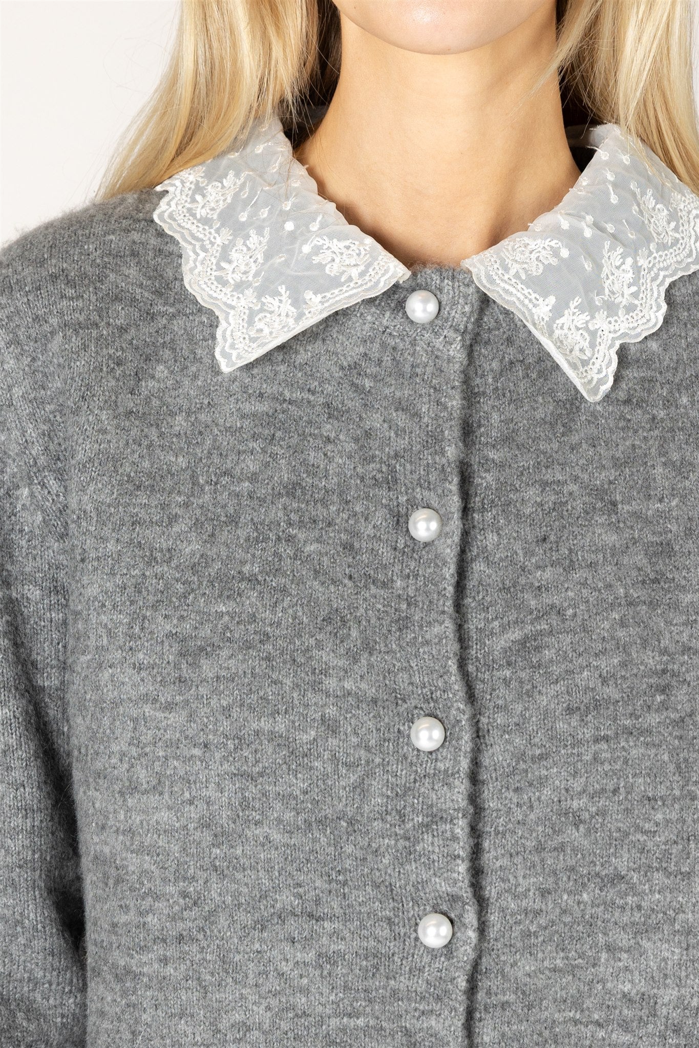 LYLA + LUXE Novelty Lace Collar Cardi