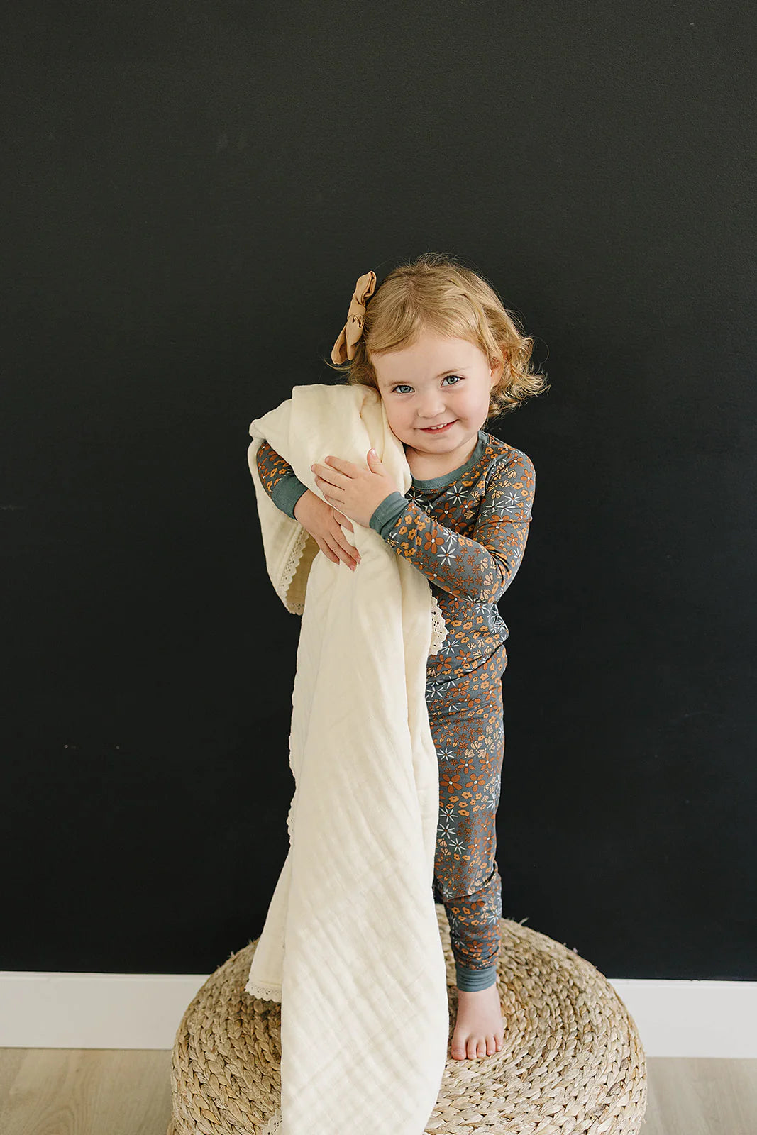 Mebie Baby Cream Lace Muslin Quilt