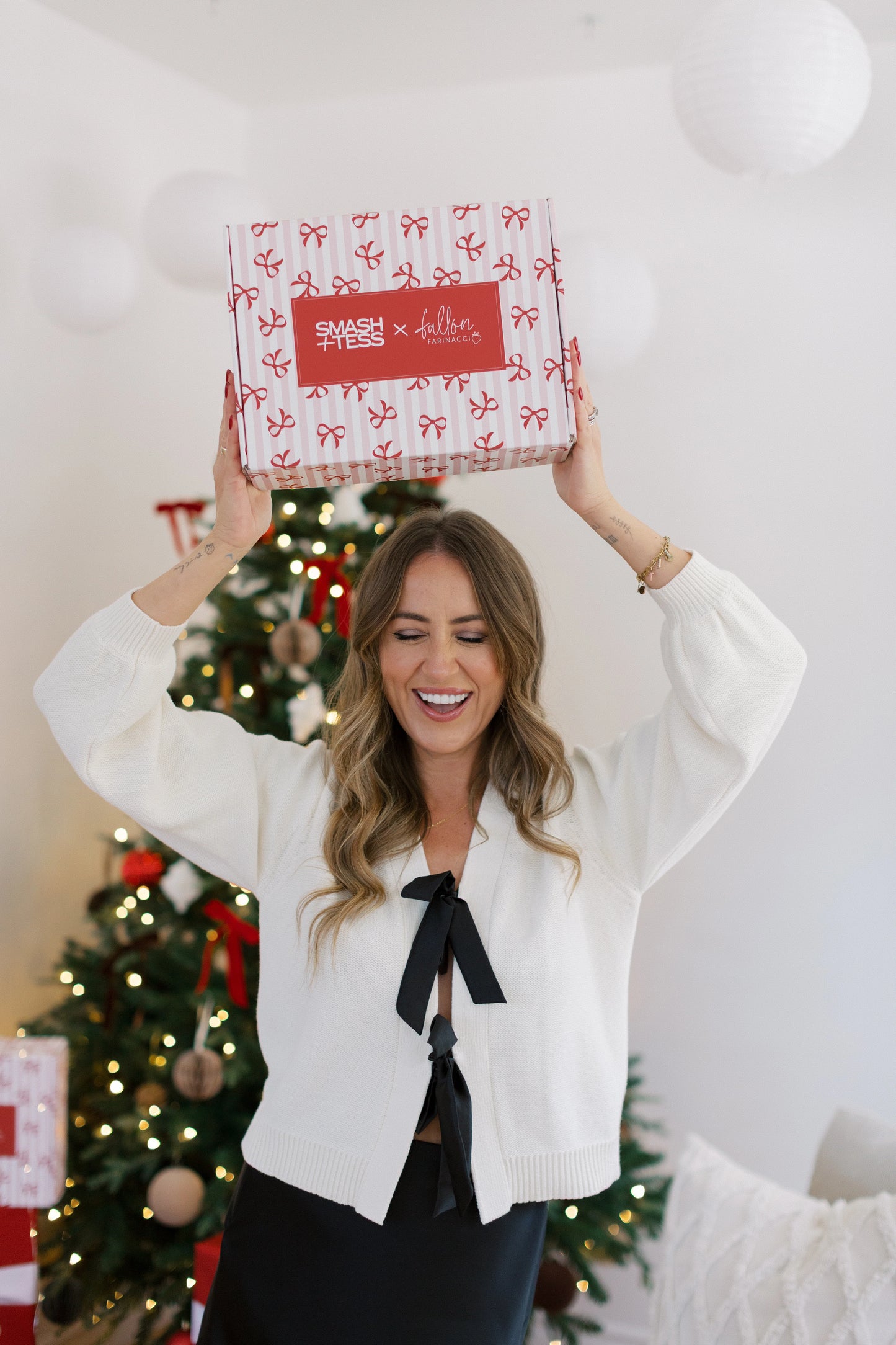 Smash + Tess x Fallon Farinacci Bow Cardigan || Cream