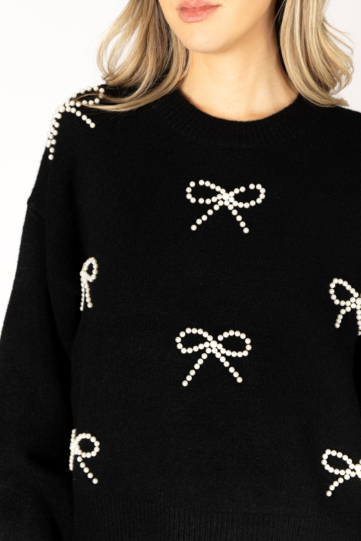 LYLA + LUXE Novelty Pearl Bow Sweater || Black