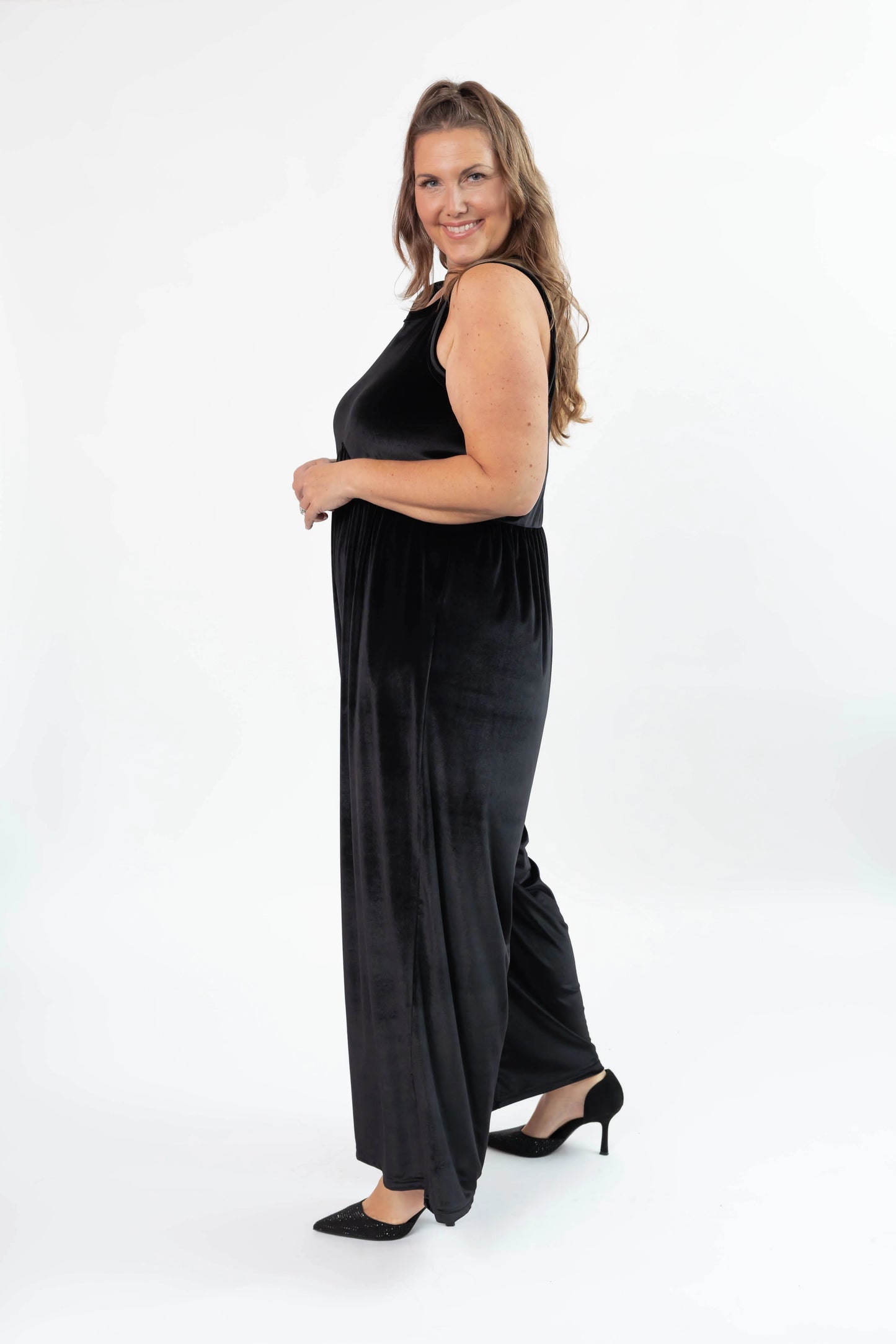 Smash + Tess Gina Velvet Romper || Black