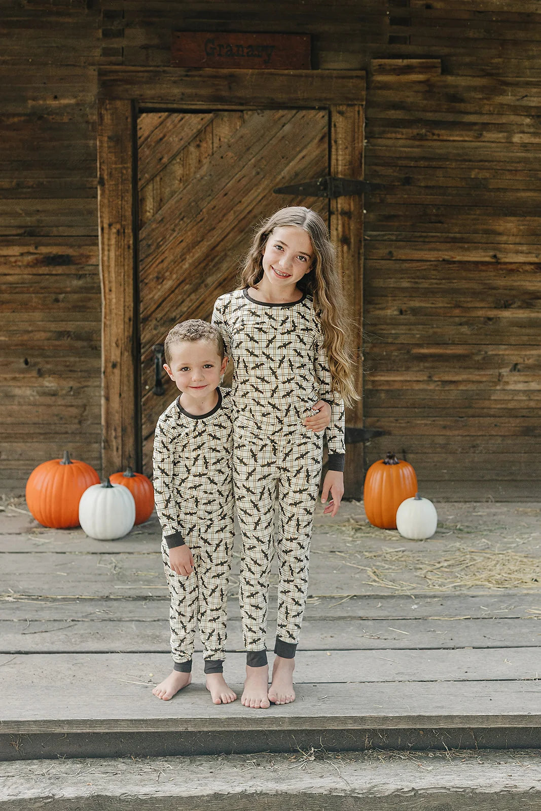 Mebie Baby Bamboo Cozy Set || Vintage Bats