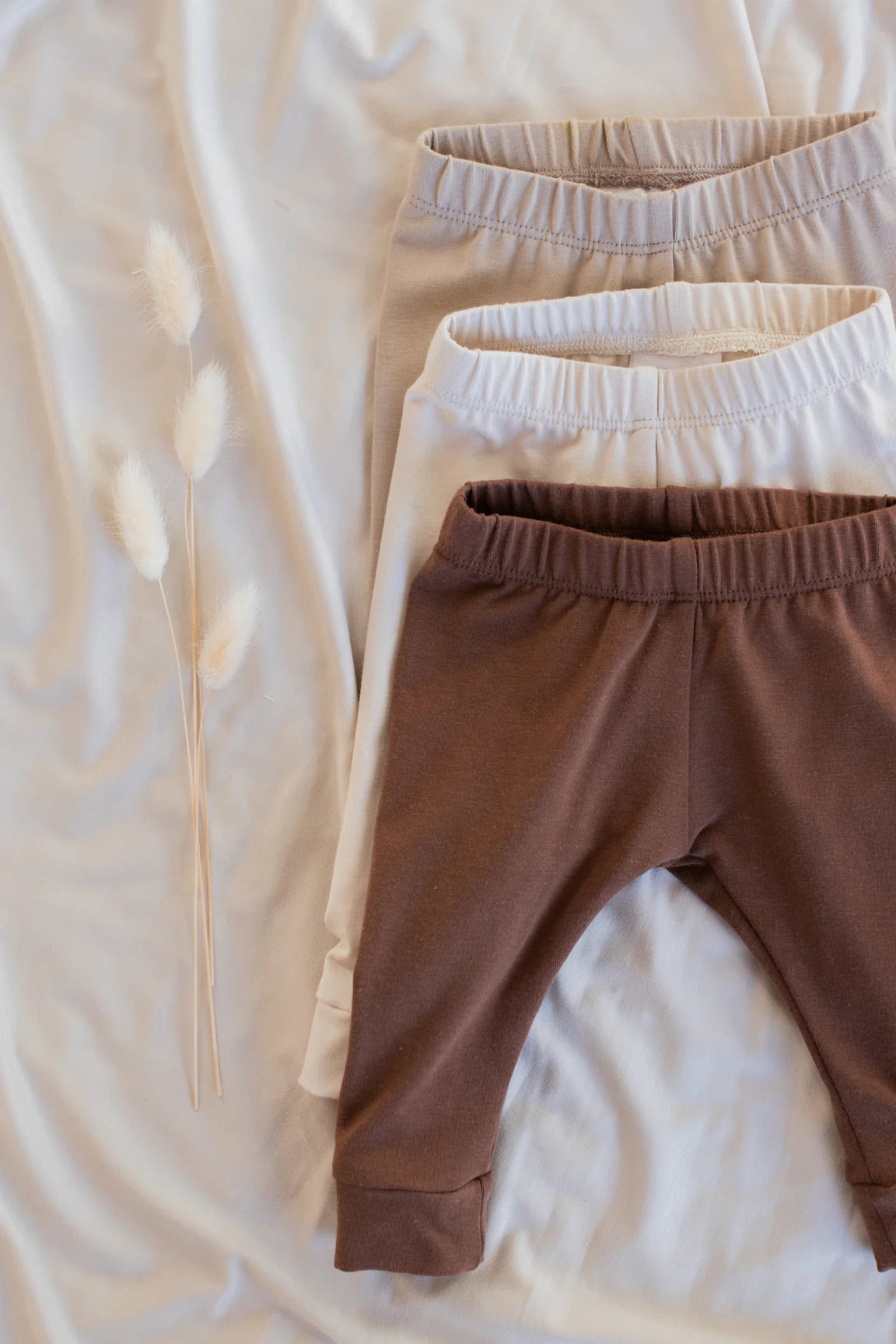 Jax and Lennon Infant Leggings || Dune