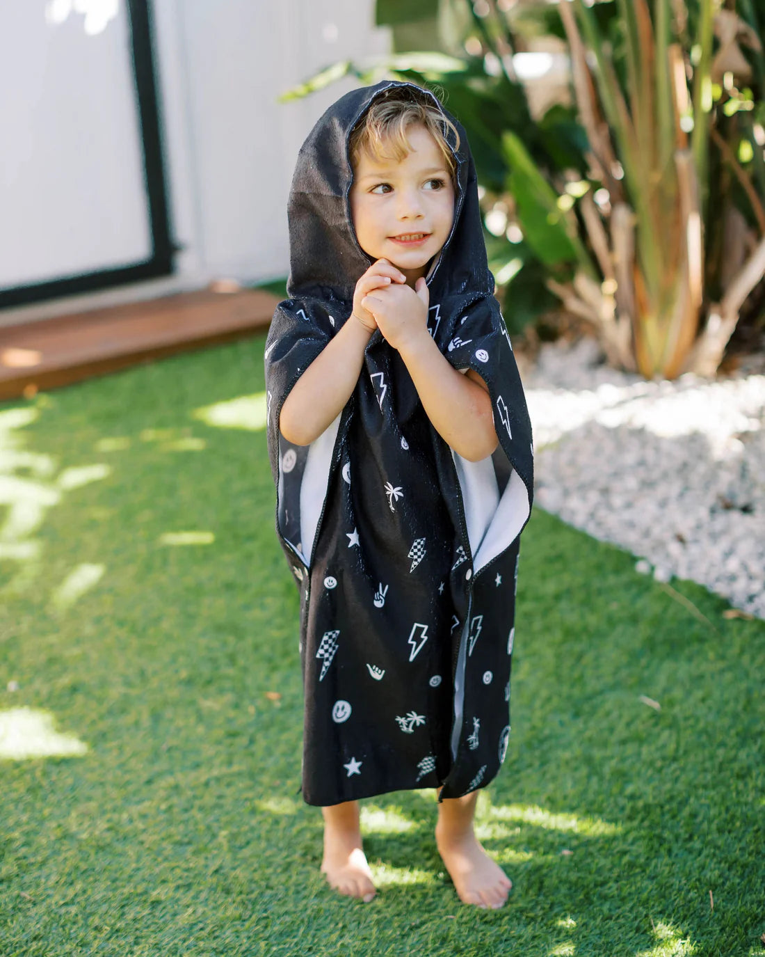 Cherry Pick Kids Hooded Beach Poncho || Monochrome Smiley