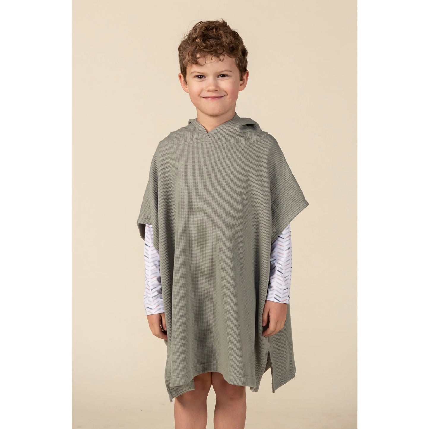 Current Tyed Waffle Beach Poncho || Sage Green