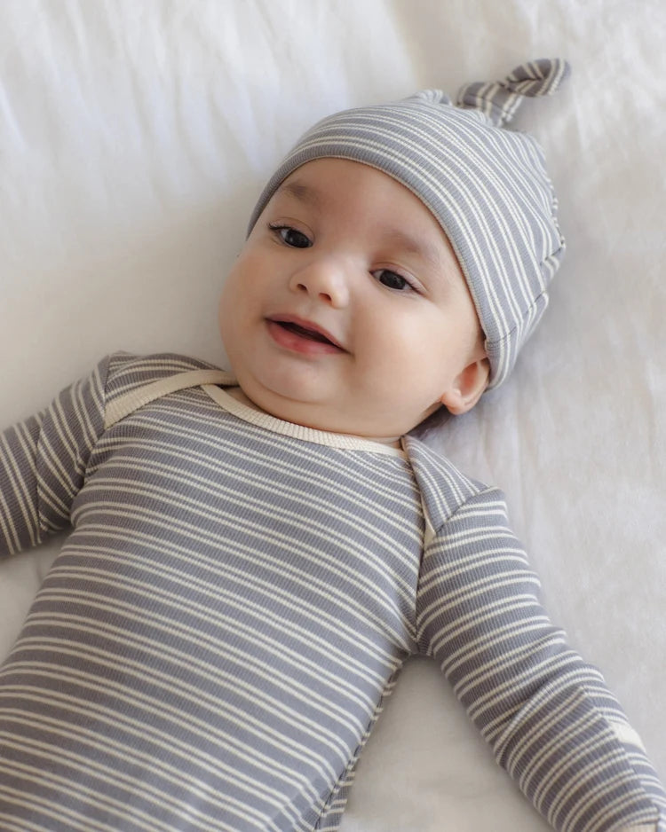 Quincy Mae Knotted Baby Gown + Hat Set || Slate Microstripe