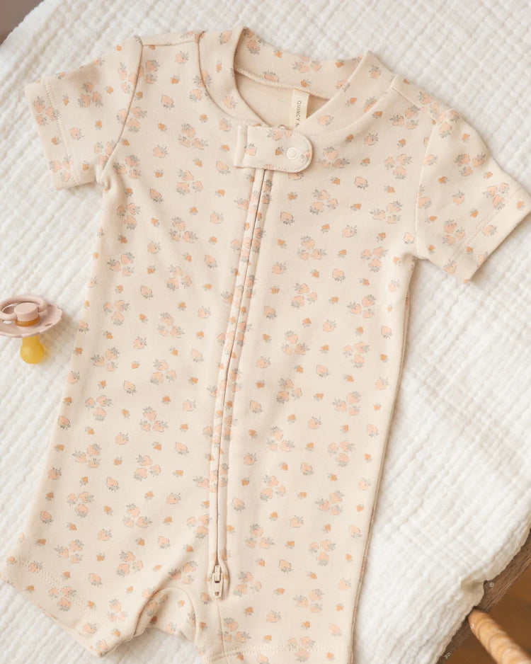 Quincy Mae Zip Short Sleeve Zipper || Strawberries