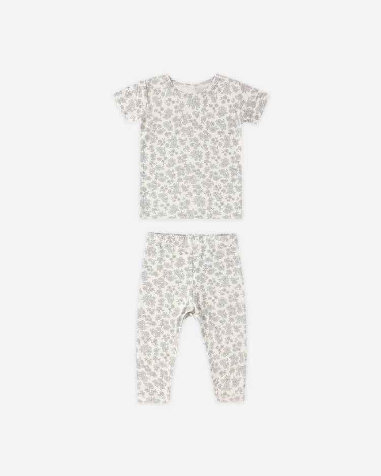 Quincy Mae Bamboo Short Sleeve Pajama Set || Blue Floral