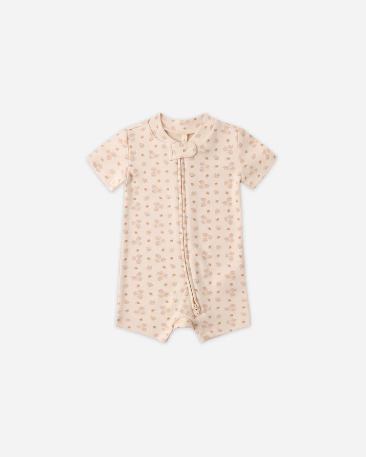 Quincy Mae Zip Short Sleeve Zipper || Strawberries