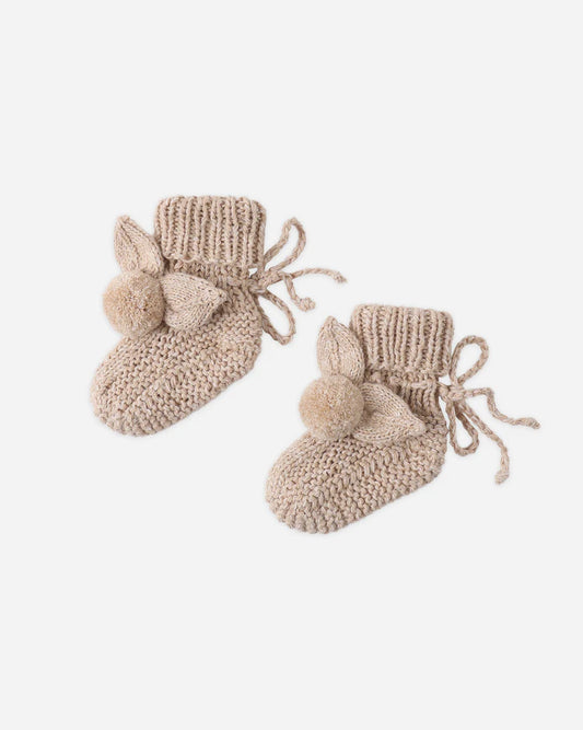 Quincy Mae Bunny Knit Booties || Heathered Latte
