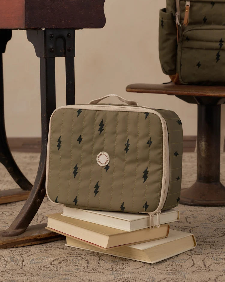 Rylee + Cru Lunch Bag || Bolts