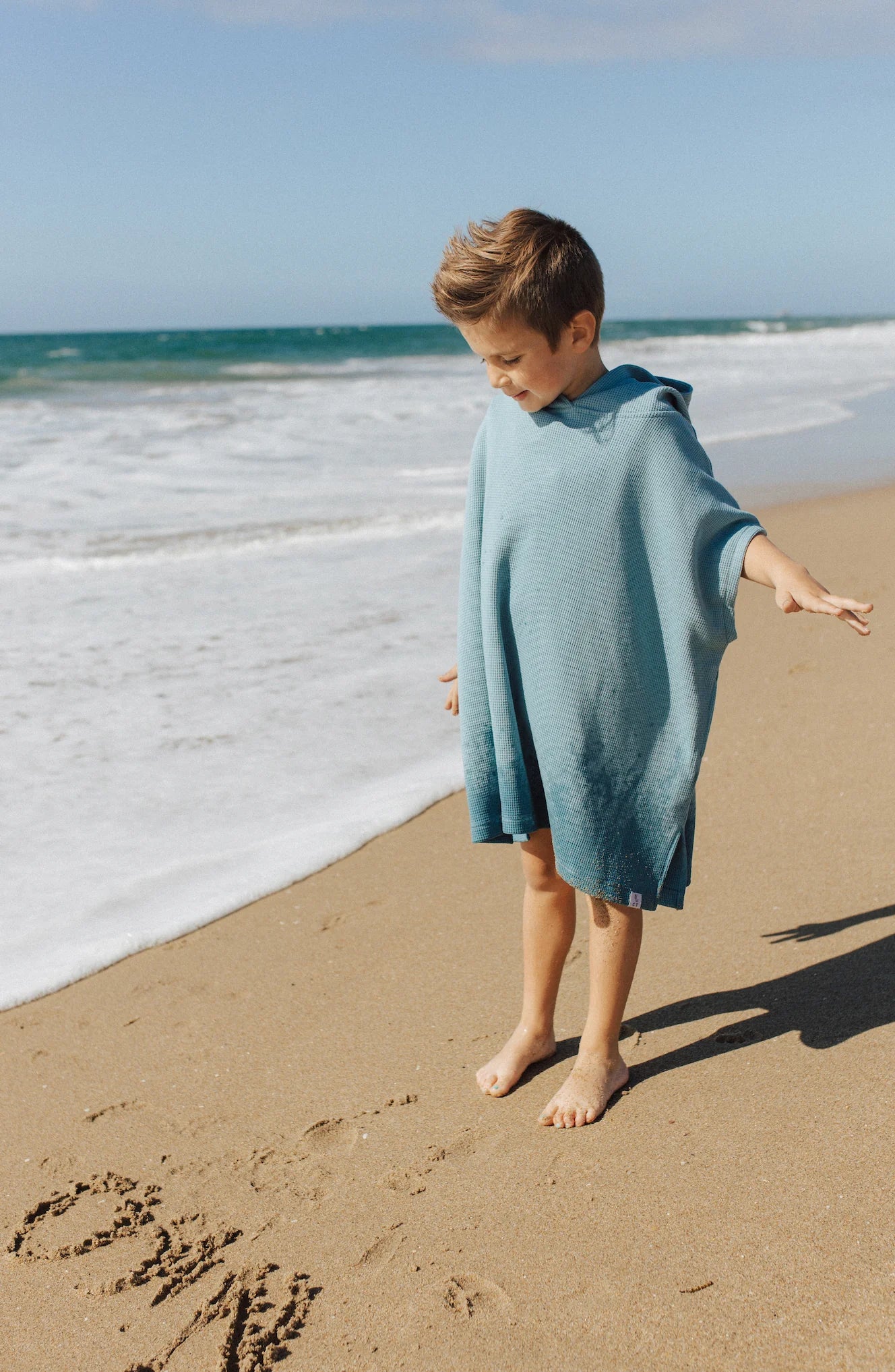 Current Tyed Waffle Beach Poncho || Stone Blue