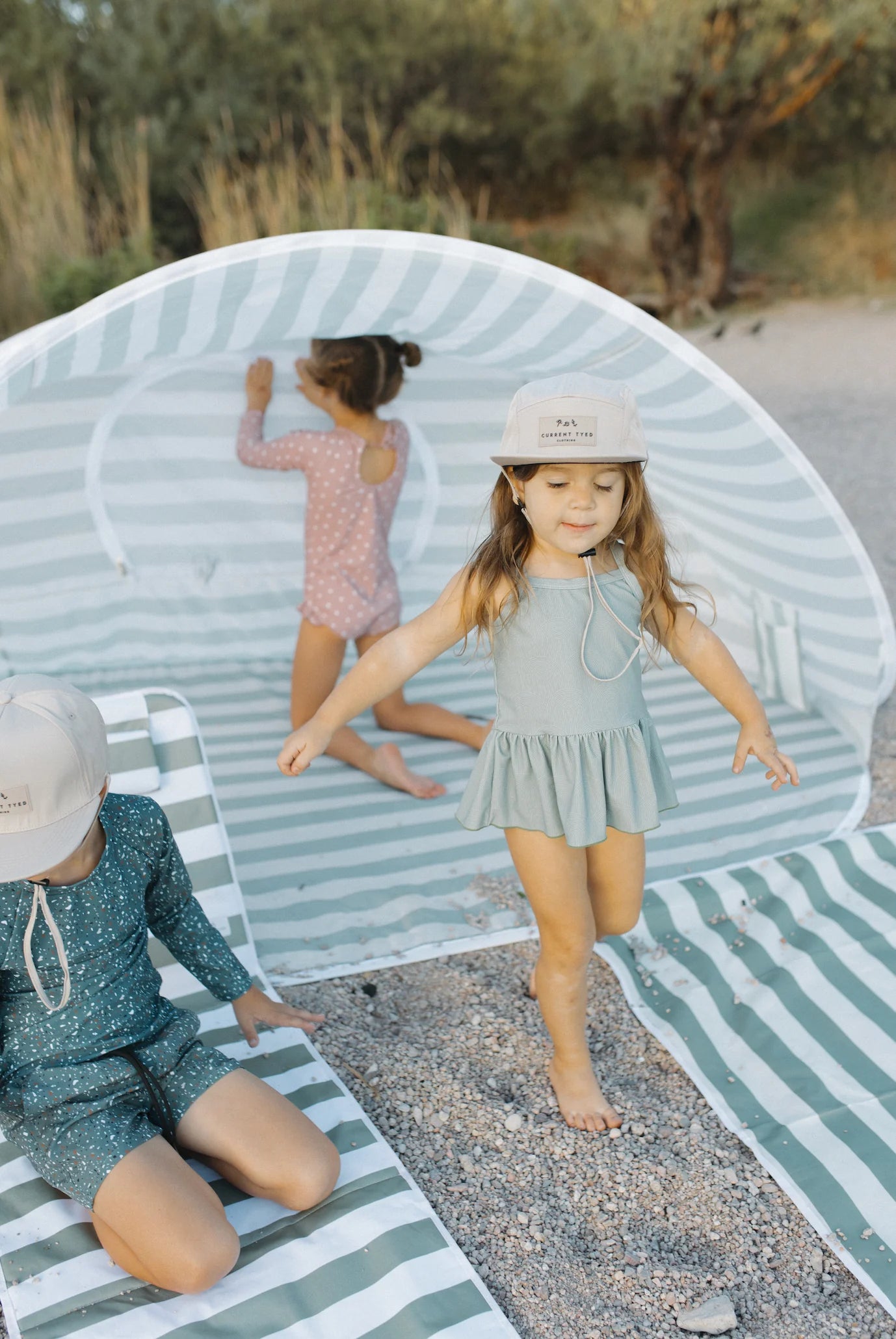 Current Tyed Oversized Beach Pop Up Tent