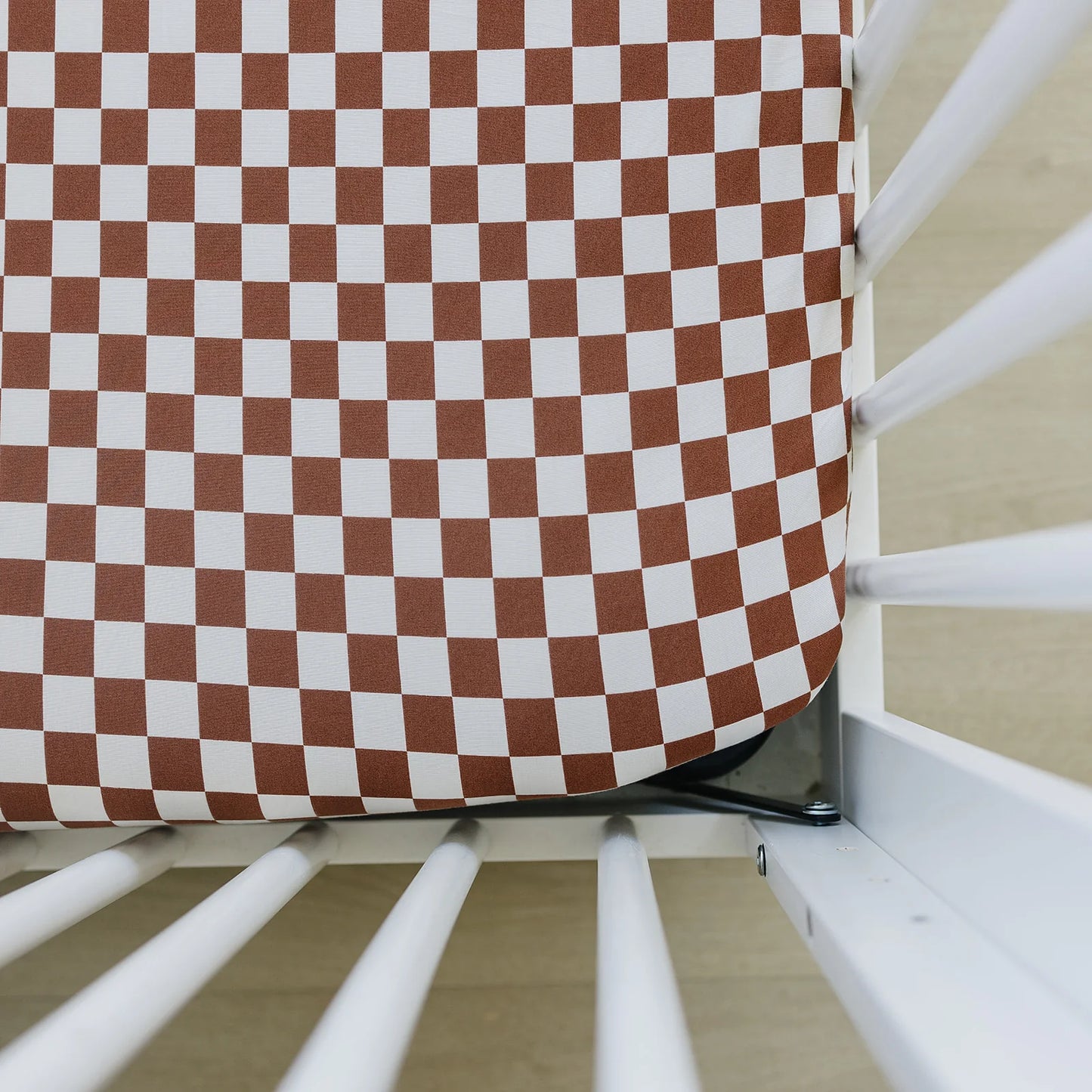 Mebie Baby Bamboo Ribbed Stretch Crib Sheet || Rust Checkered