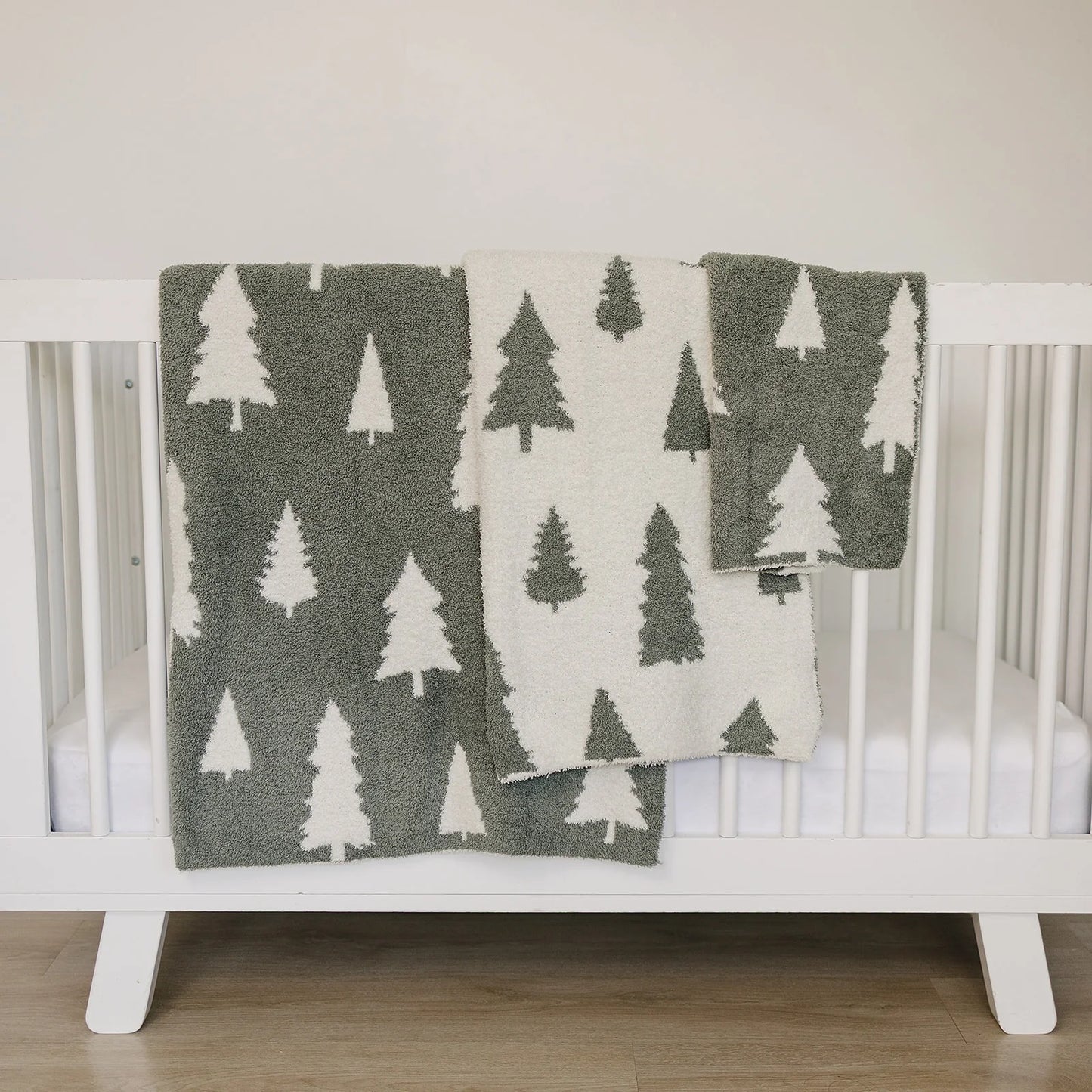 Mebie Baby Plush Blanket || Pines