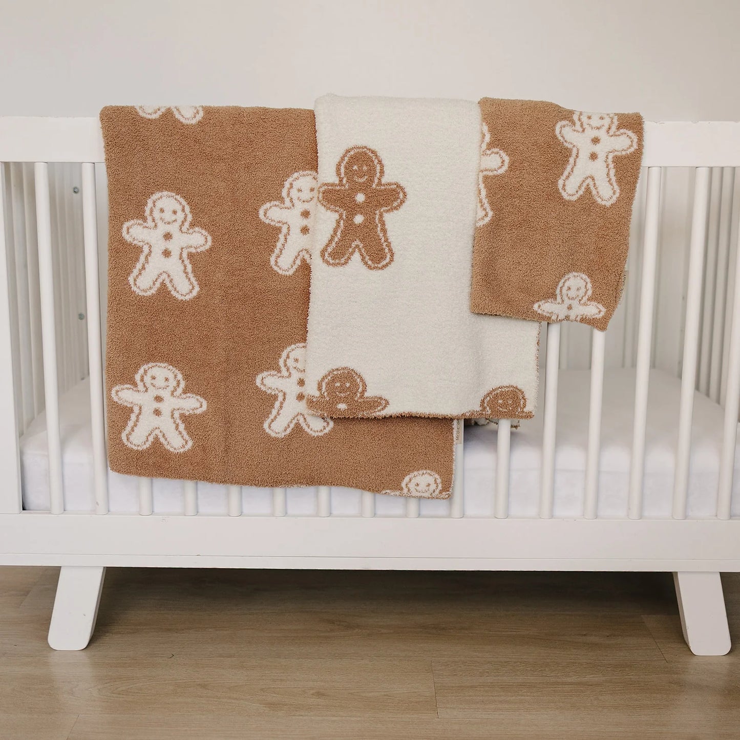 Mebie Baby Plush Blanket || Gingerbread